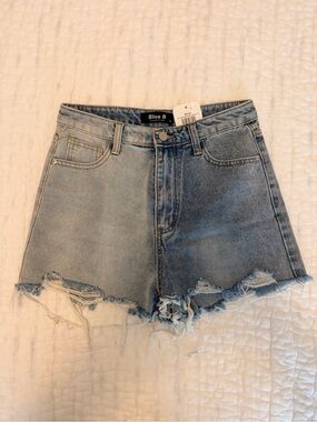 Two Tone Denim Shorts Distressed High Rise Raw Hem Boutique NWT Medium